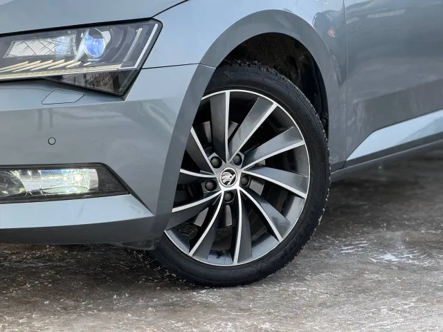Skoda Superb - фото 3