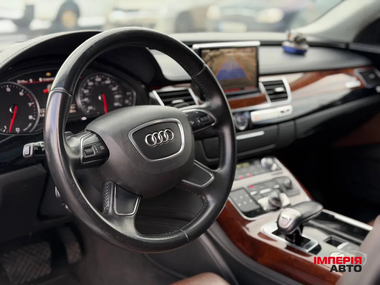 Audi A8 - фото 37