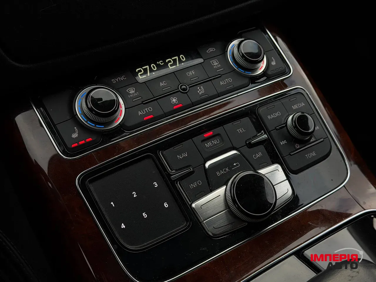 Audi A8 - фото 60