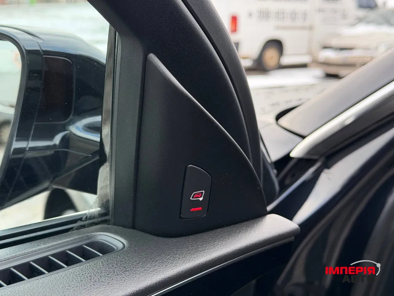 Audi A8 - фото 33