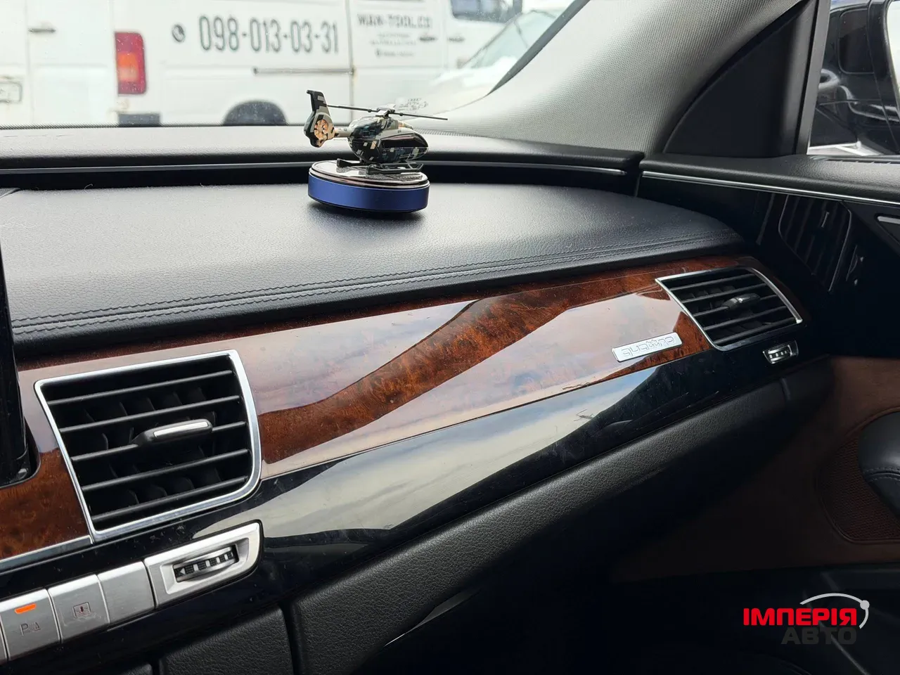 Audi A8 - фото 65