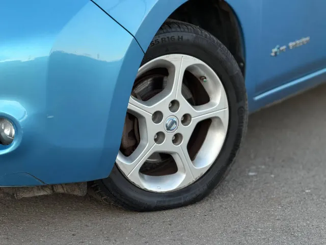 Nissan Leaf - фото 5