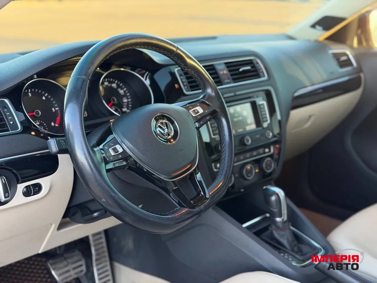 Volkswagen Jetta - фото 39