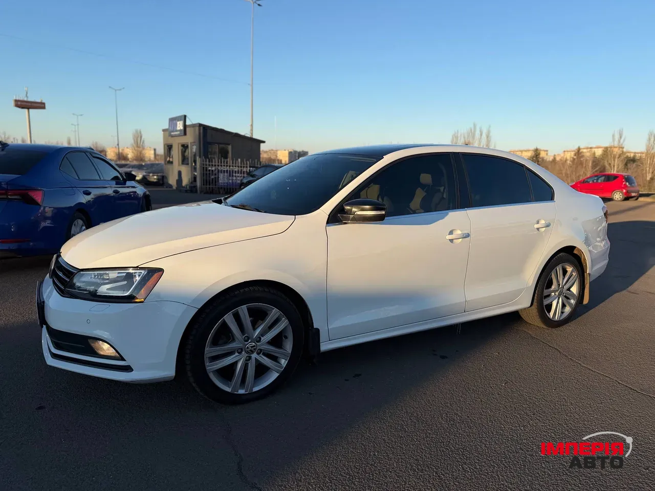 Volkswagen Jetta - фото 14