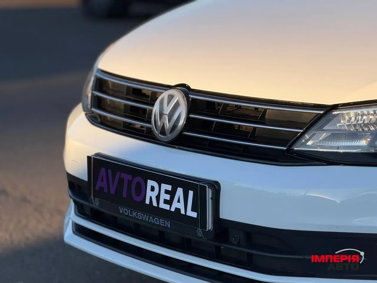 Volkswagen Jetta - фото 8