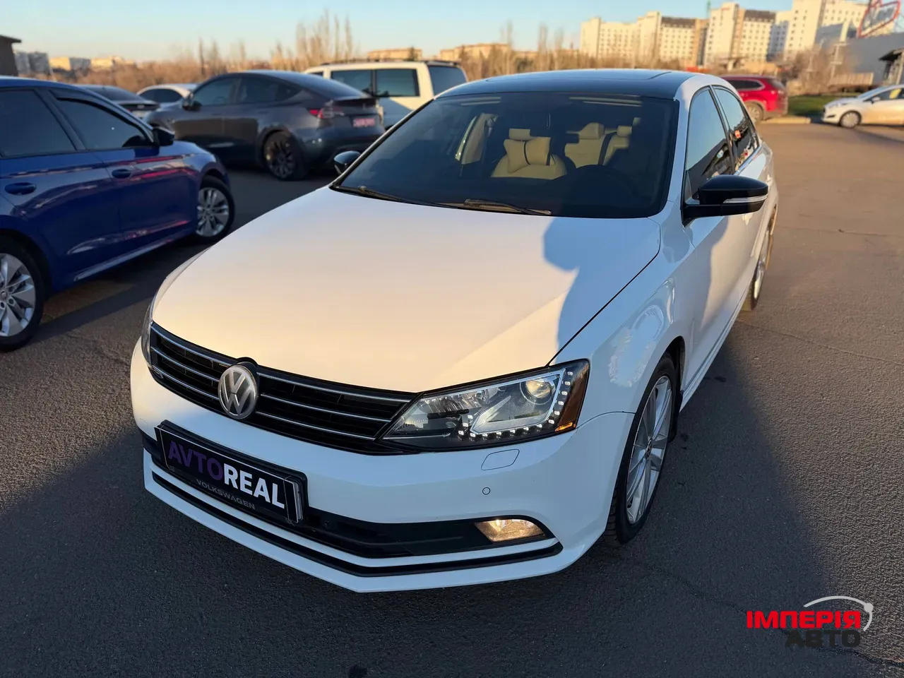 Volkswagen Jetta - фото 12