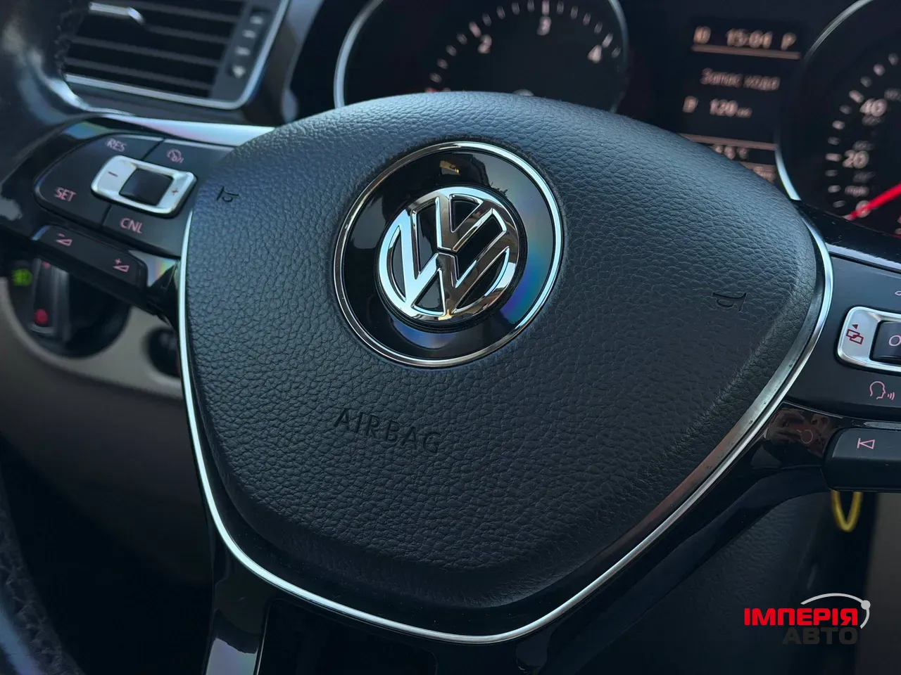 Volkswagen Jetta - фото 56