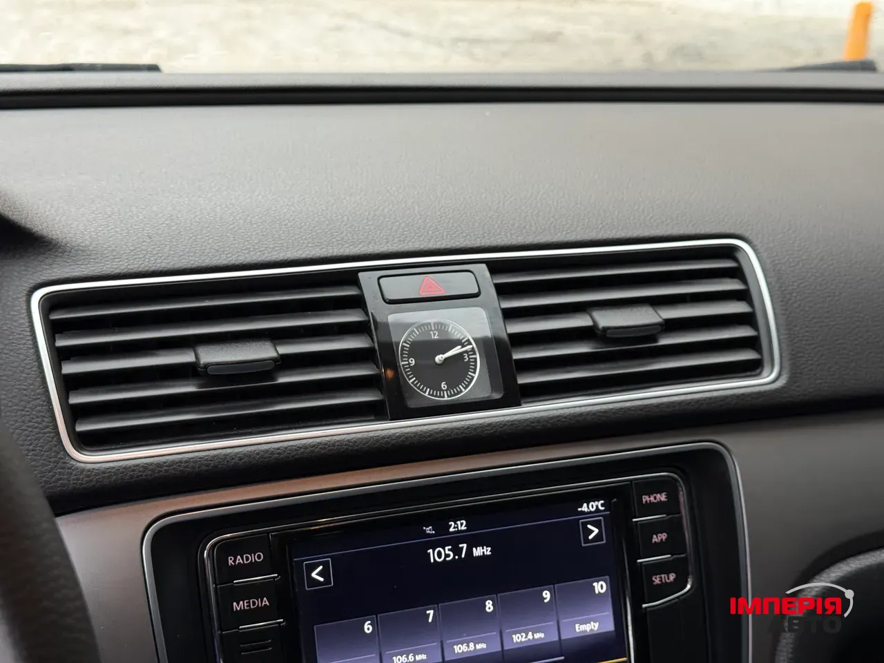 Volkswagen Passat (North America and China) - фото 49