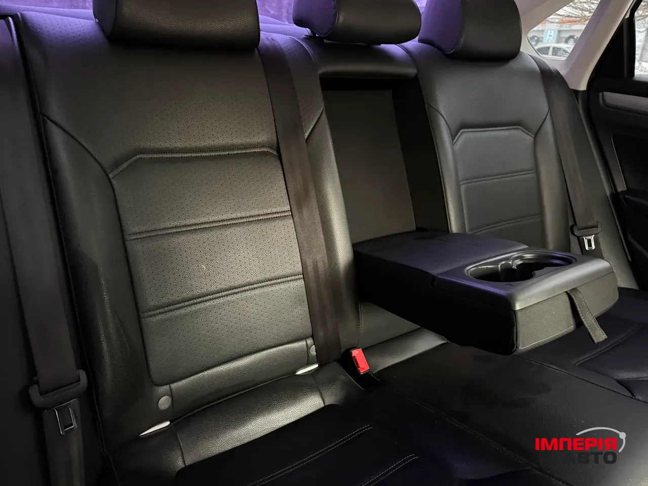 Volkswagen Passat (North America and China) - фото 10