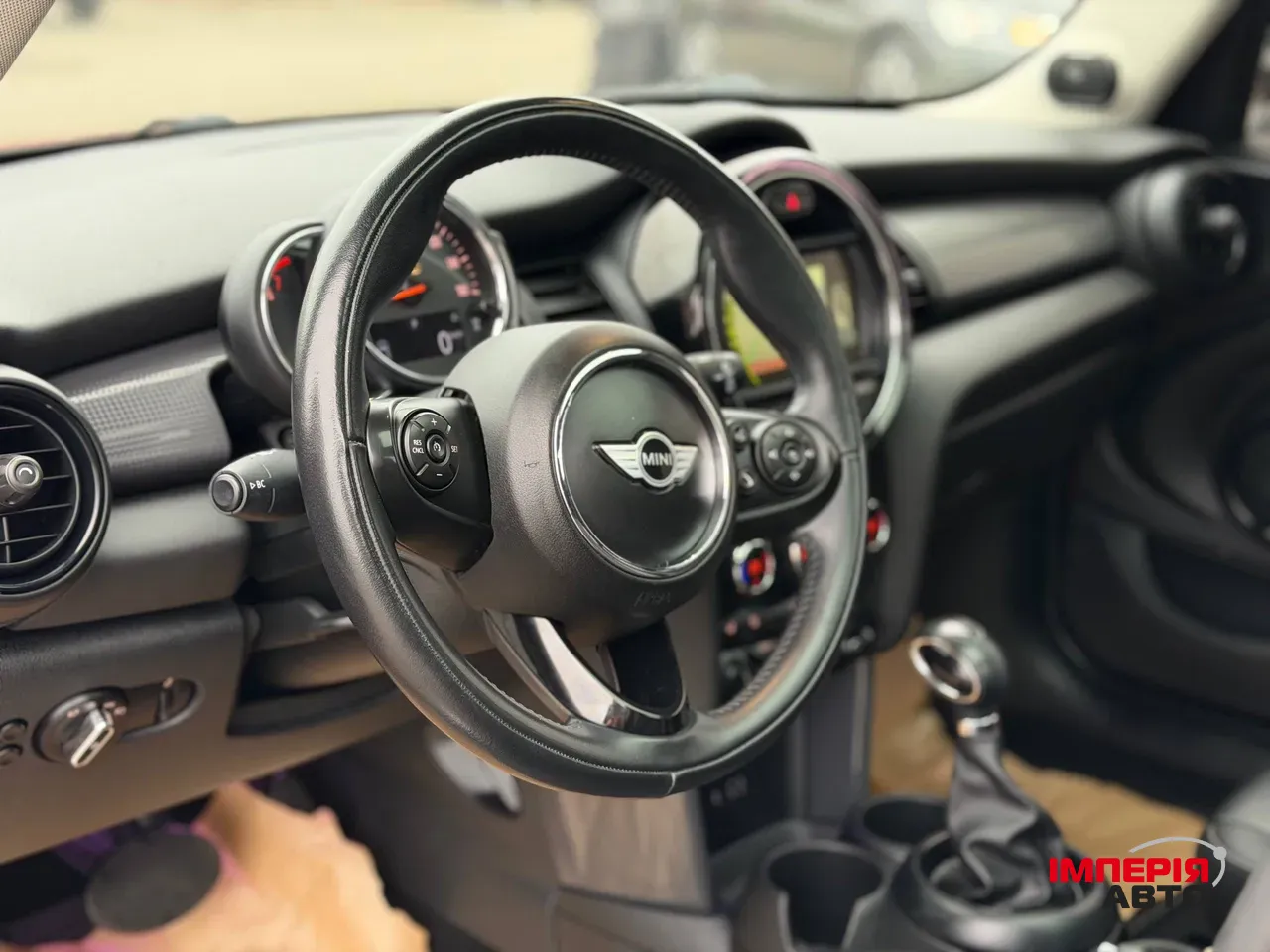 Mini Hatch - фото 37