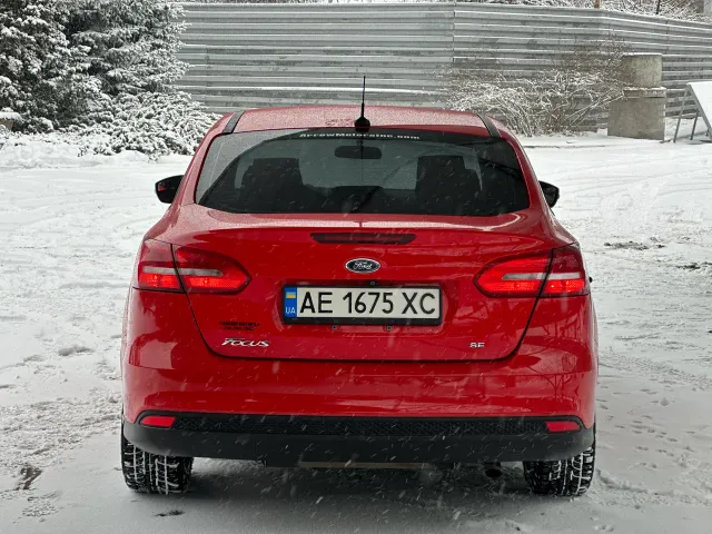 Ford Focus - фото 5