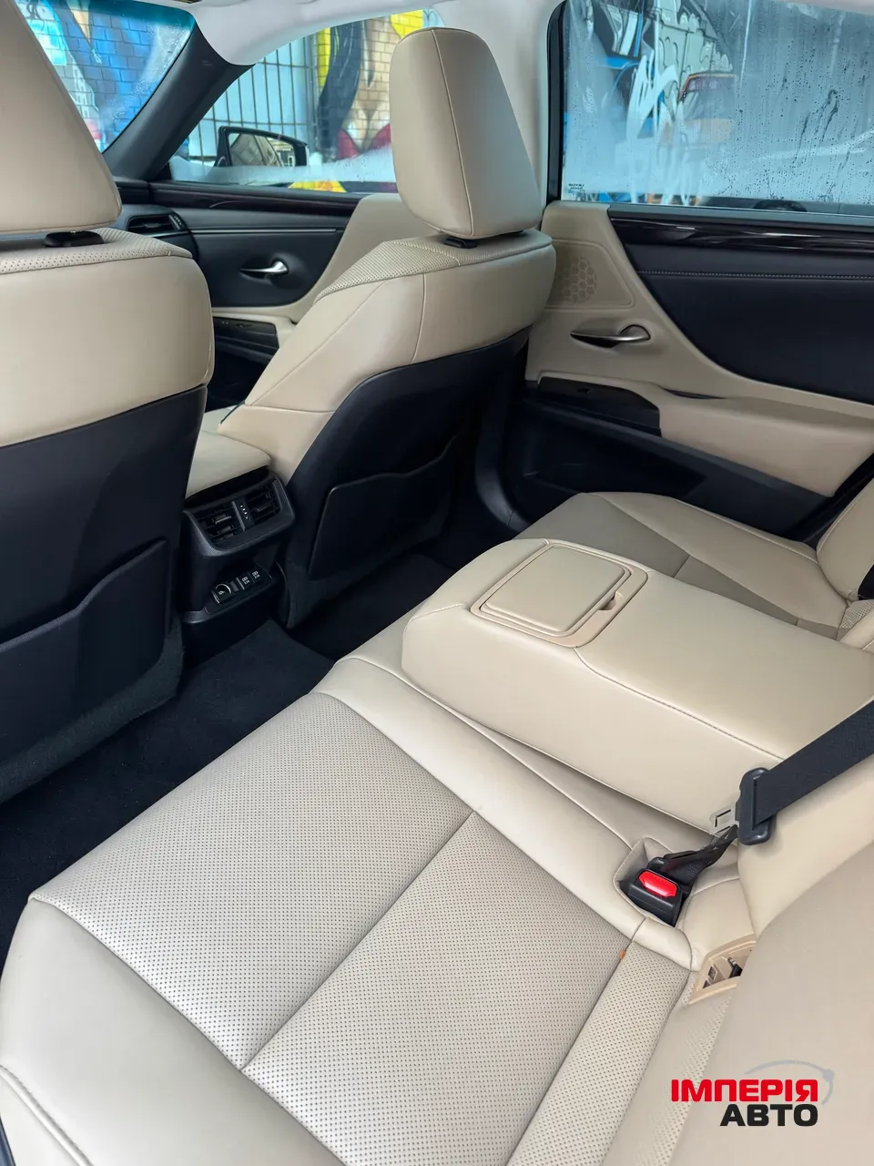 Lexus ES - фото 19