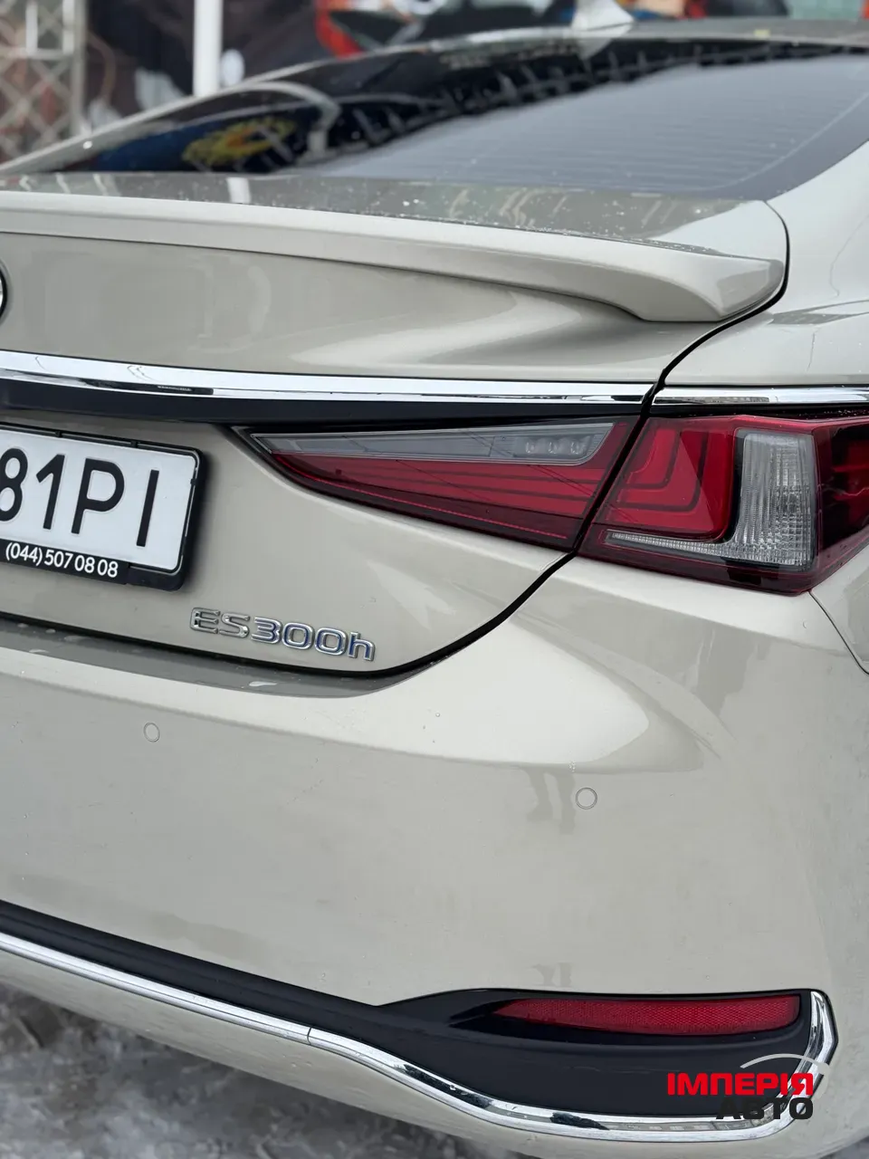 Lexus ES - фото 11