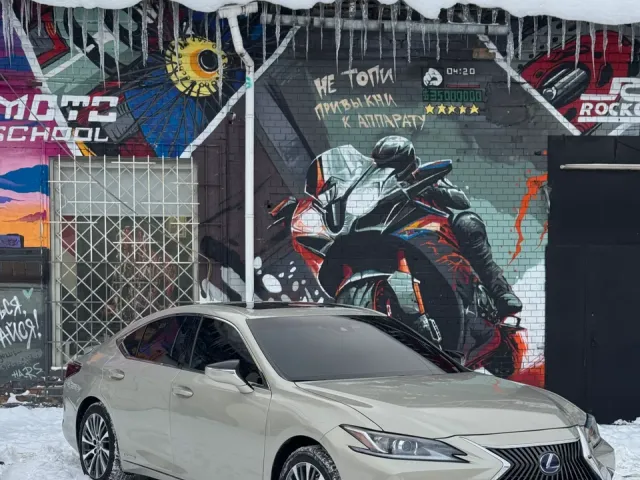 Lexus ES - фото 2