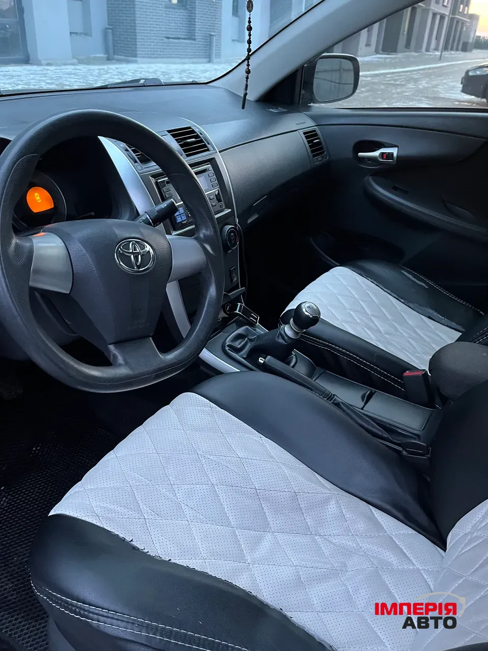 Toyota Corolla - фото 12