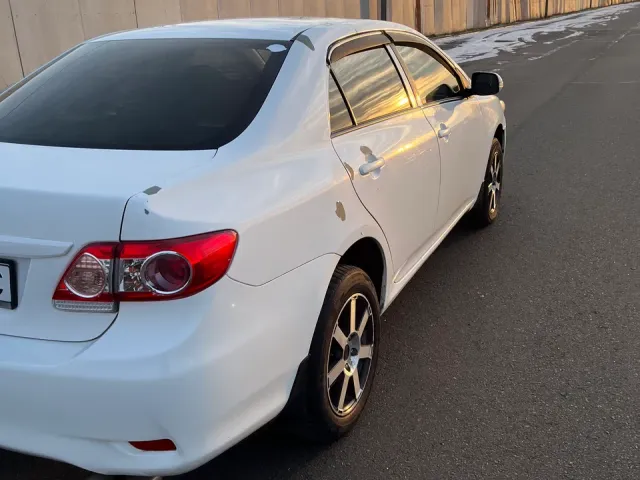 Toyota Corolla - фото 3