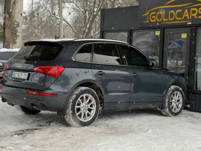 Audi Q5 - фото 5