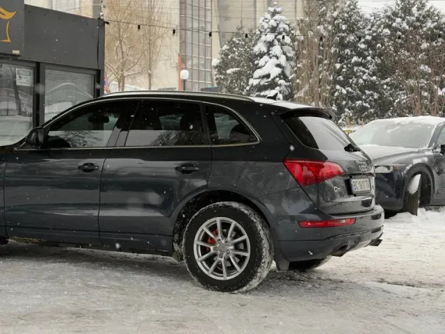 Audi Q5 - фото 4