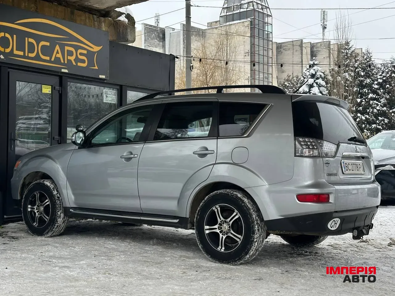 Mitsubishi Outlander - фото 9