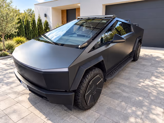 Tesla Cybertruck 2024, Dnіpro, $74 999 - image 2