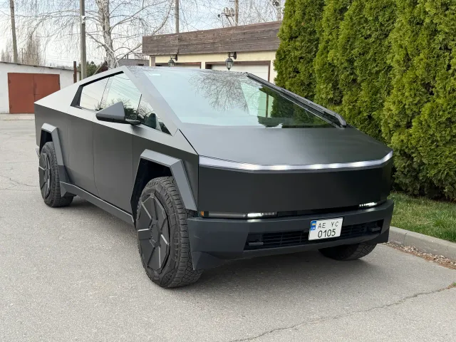 Tesla Cybertruck - фото 1