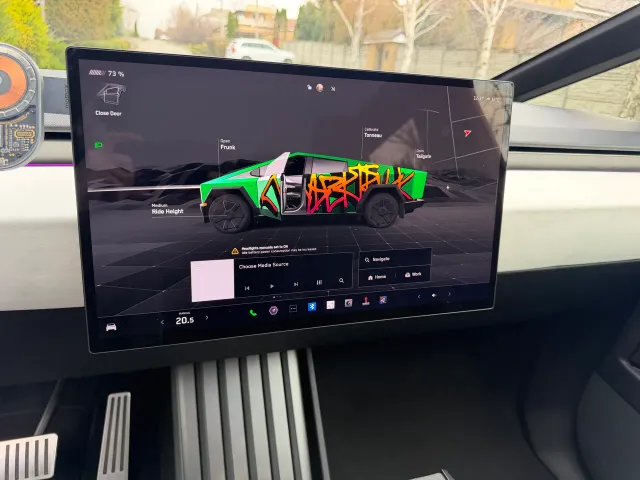 Tesla Cybertruck - фото 5