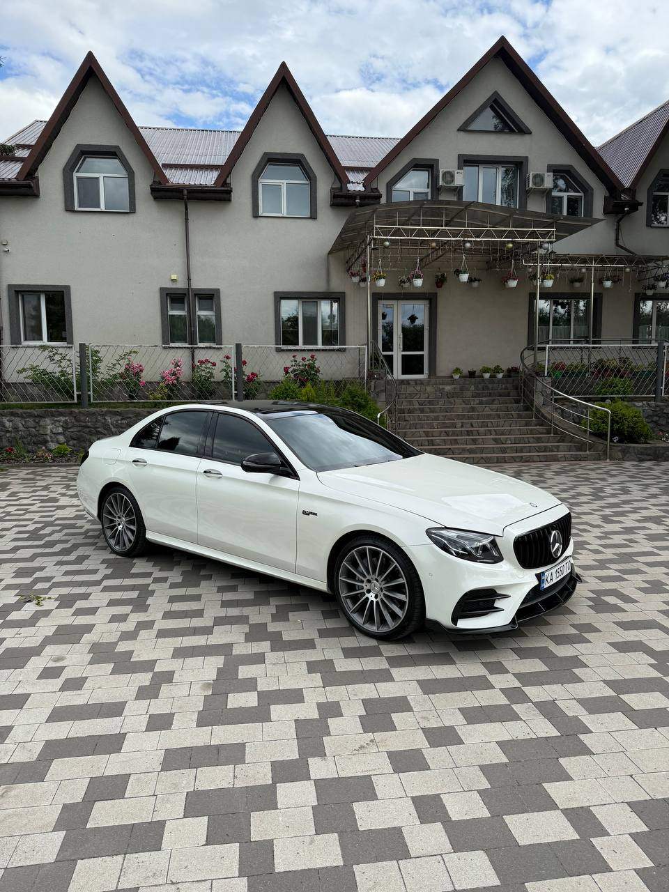 Mercedes-Benz E-Класс AMG - фото 7