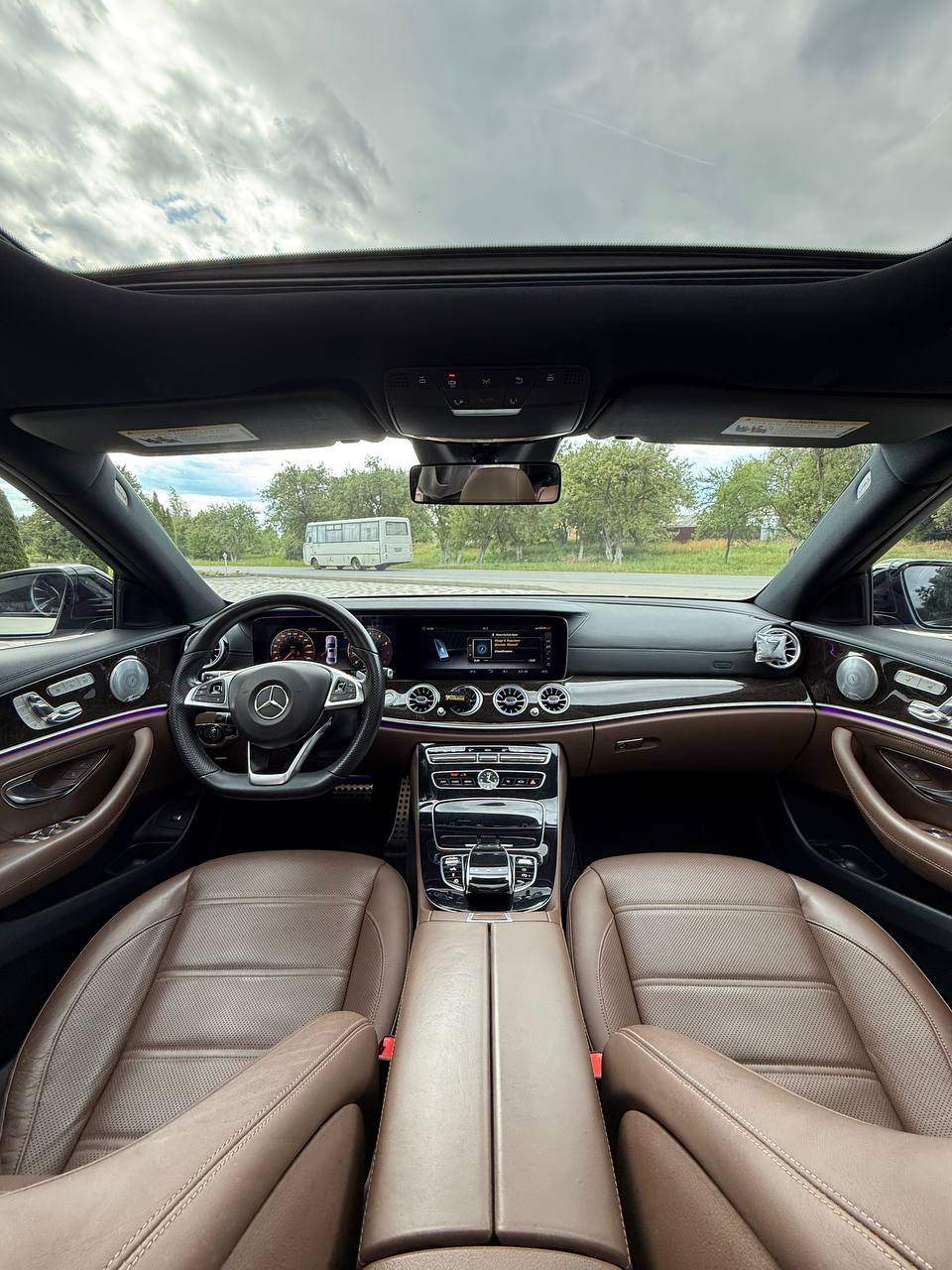 Mercedes-Benz E-Класс AMG - фото 12