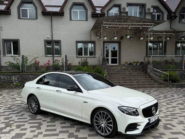 Mercedes-Benz E-Класс AMG - фото 4