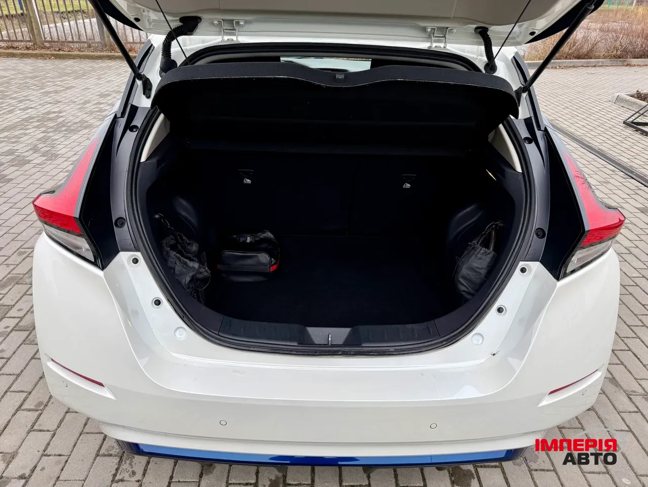 Nissan Leaf - фото 31