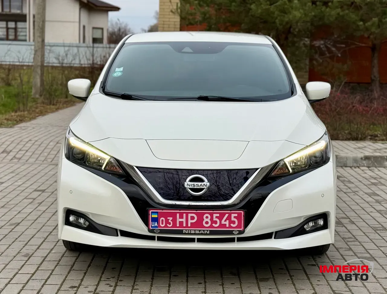 Nissan Leaf - фото 2