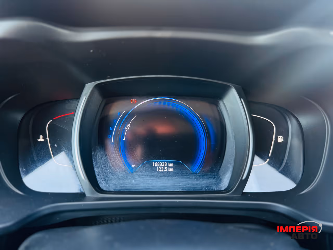 Renault Kadjar - фото 11