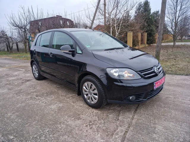 Volkswagen Golf Plus - фото 5