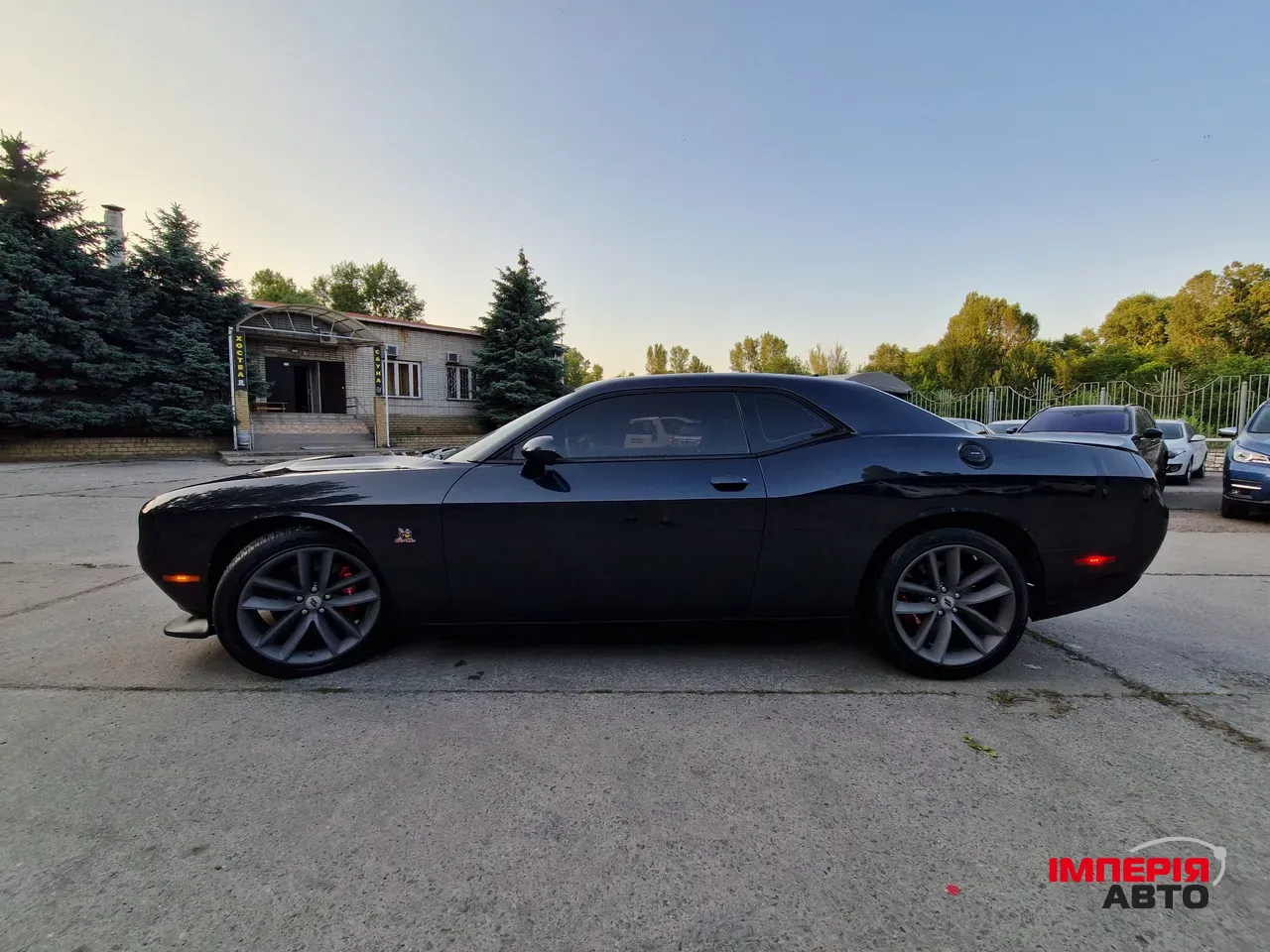 Dodge Challenger - фото 7