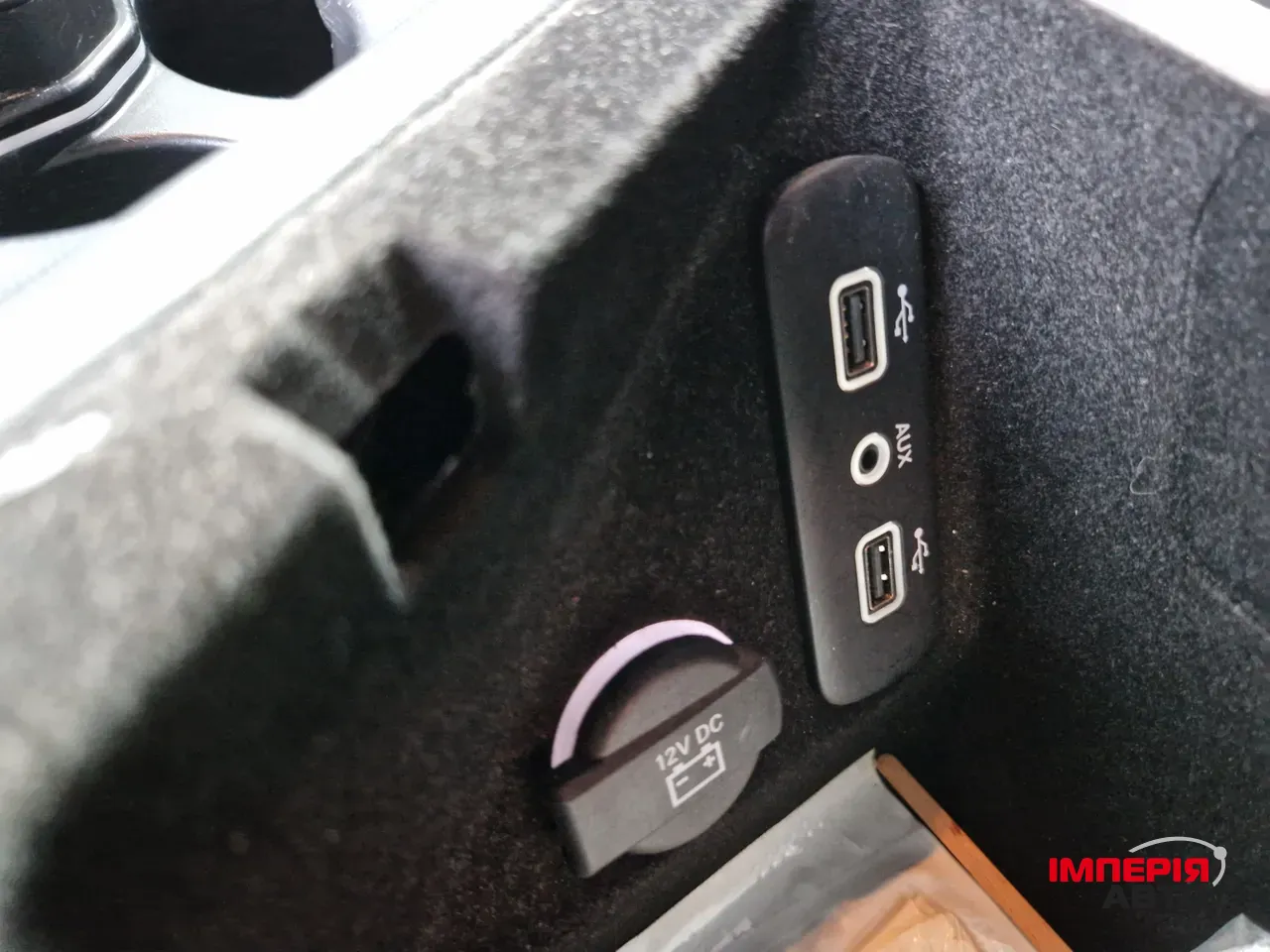 Dodge Challenger - фото 25