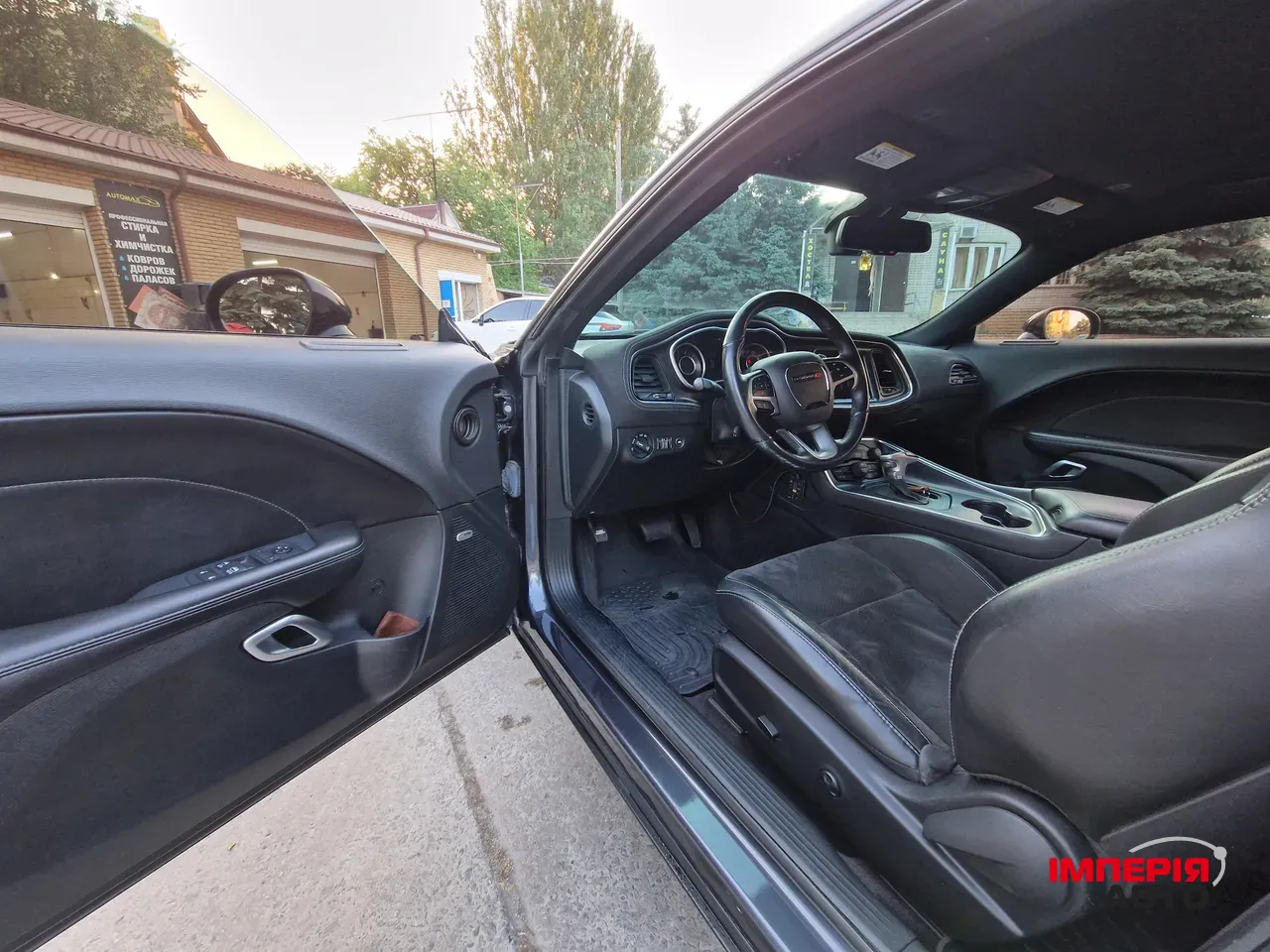 Dodge Challenger - фото 17