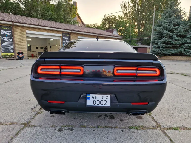 Dodge Challenger - фото 5