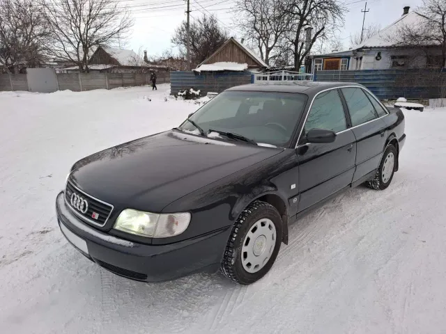 Audi A6 - фото 1