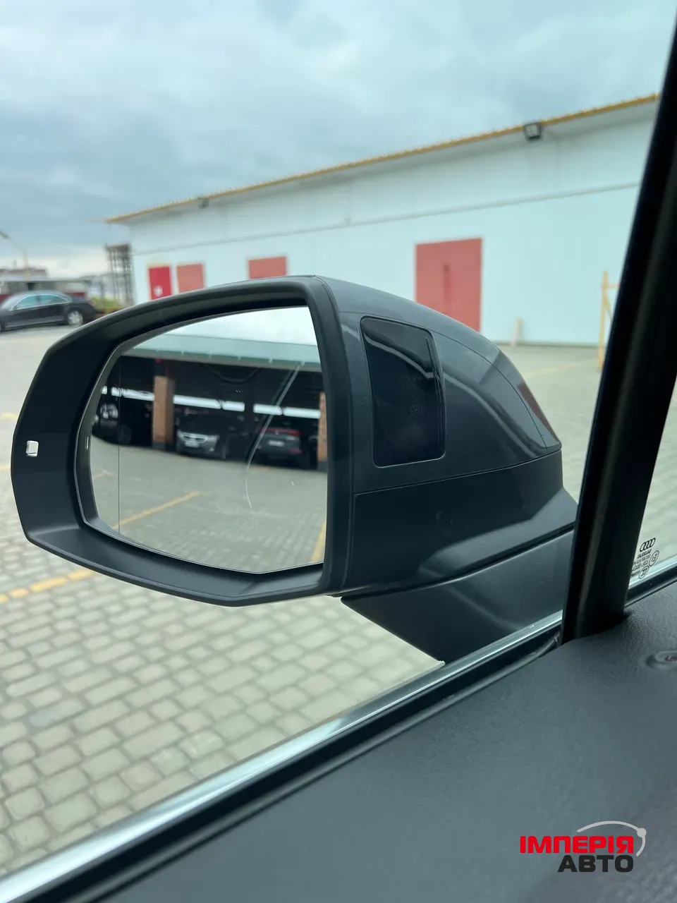 Audi Q7 - фото 41