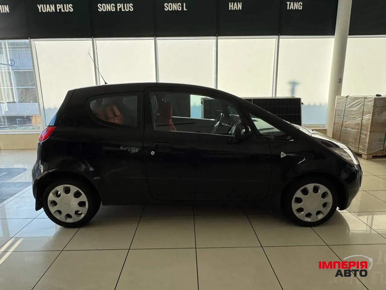 Mitsubishi Colt - фото 4