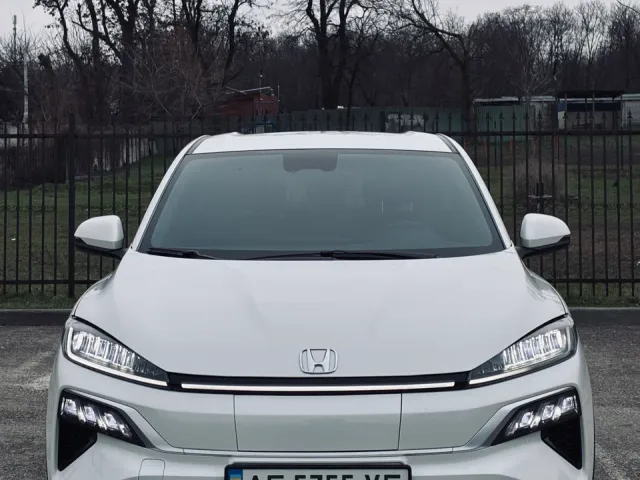 Honda M-NV - фото 4