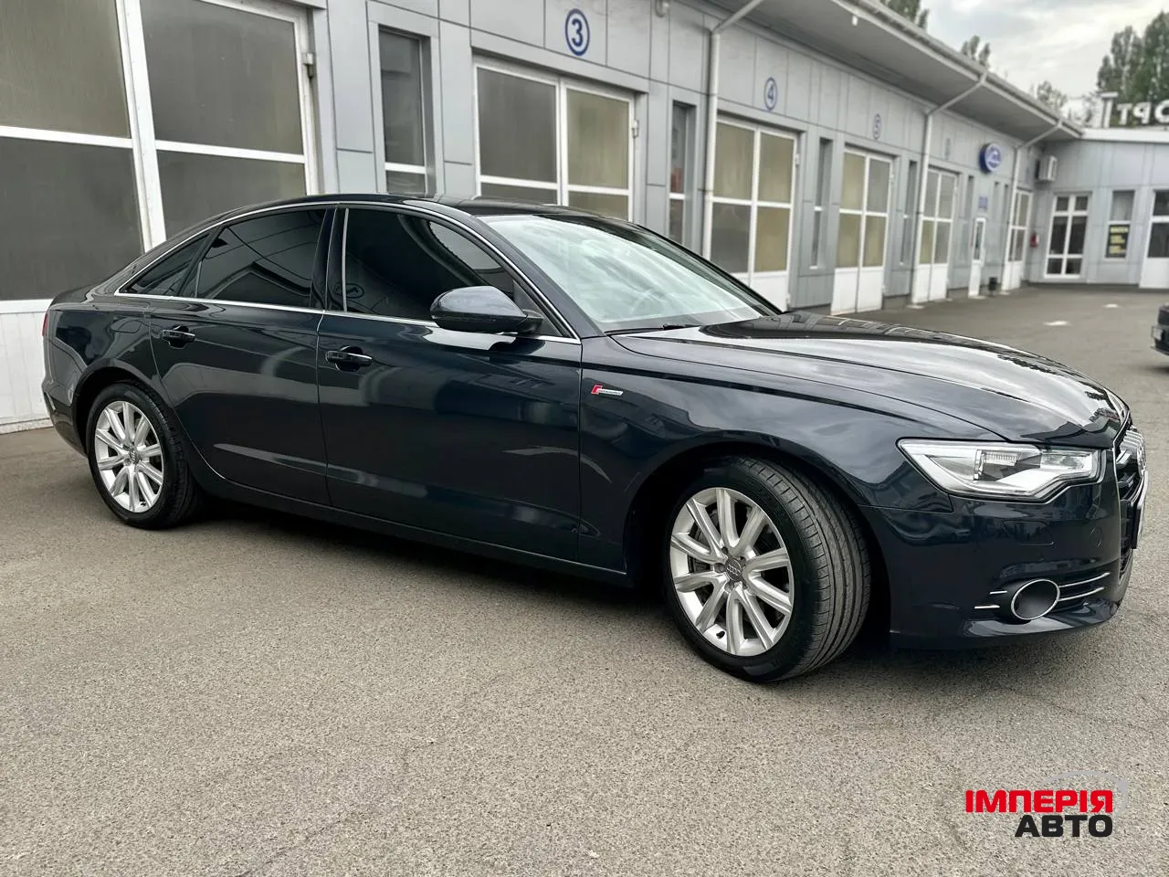 Audi A6 - фото 6