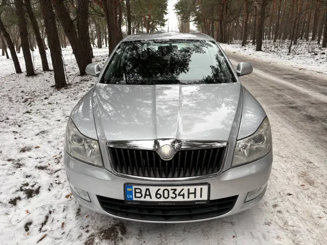 Skoda Octavia - фото 4