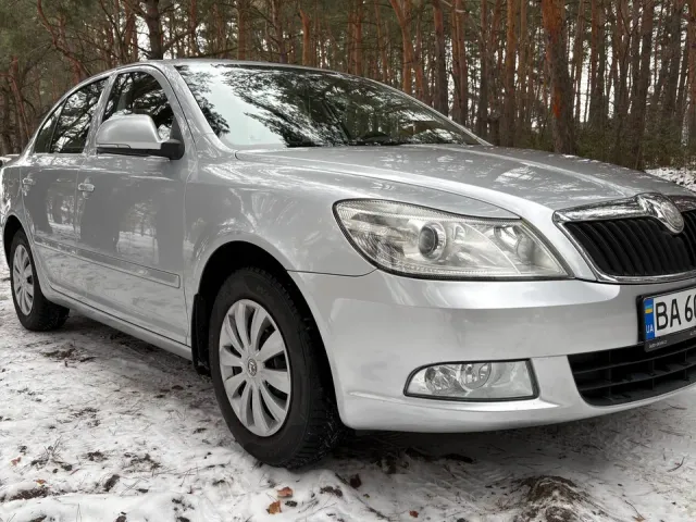 Skoda Octavia - фото 3