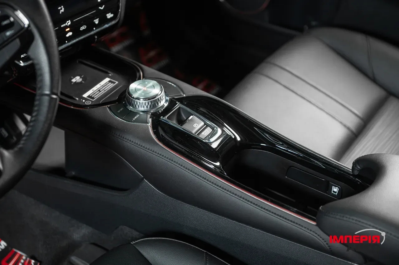 Honda M-NV - фото 21