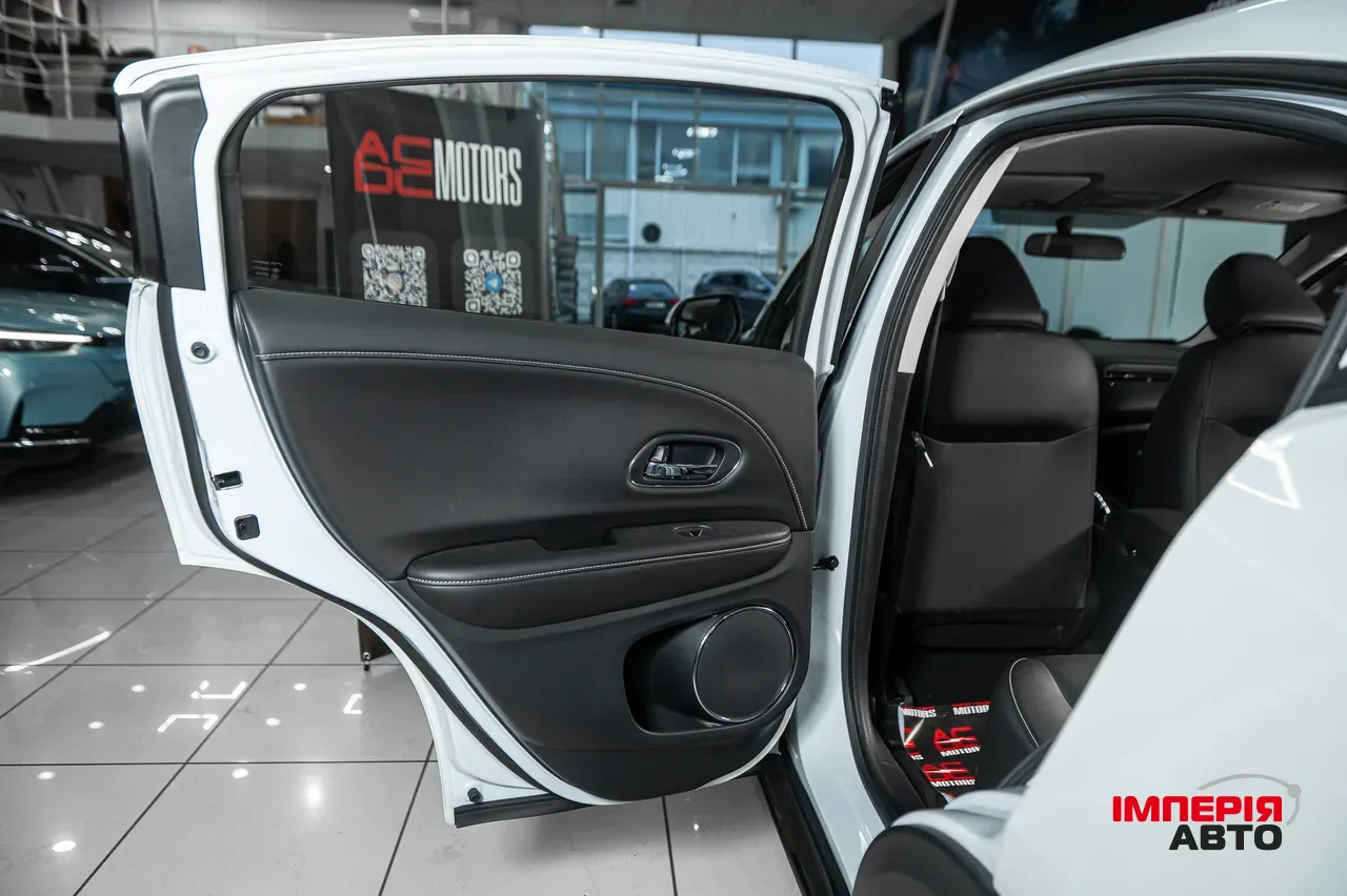 Honda M-NV - фото 42