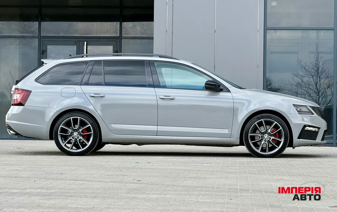 Skoda Octavia RS - фото 6