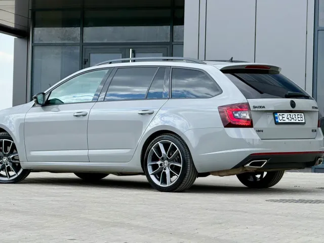 Skoda Octavia RS - фото 4