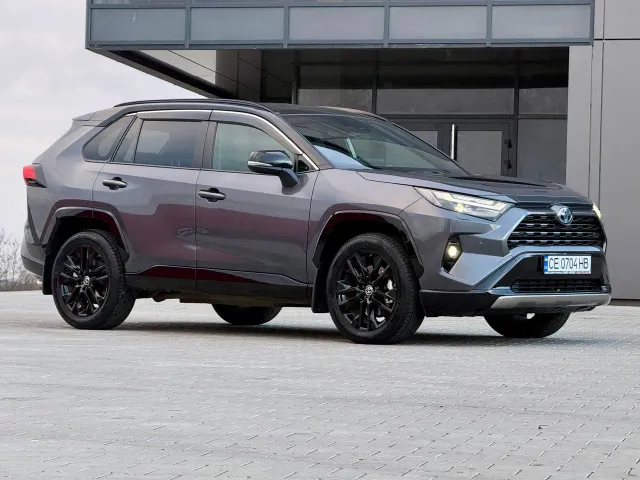 Toyota RAV4 - зображення 2