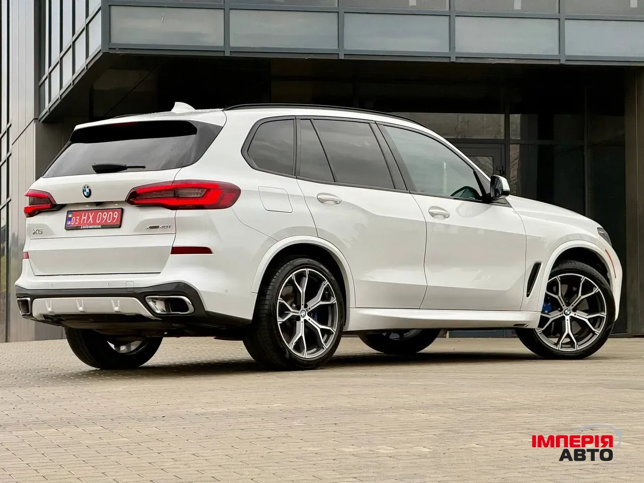 BMW X5 - фото 4